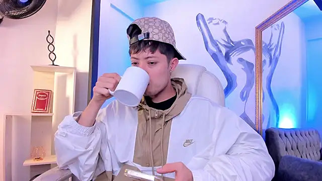 marcuscollins1  online show from 07/01/26, 01:24
