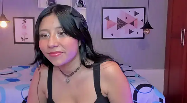 Nohemi louse online show from 02/17/25, 08:26