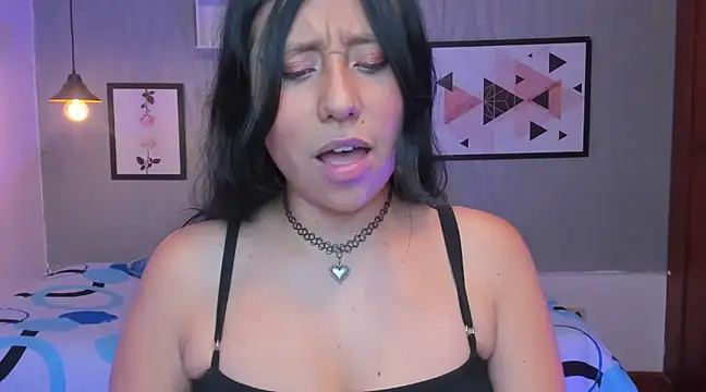 Nohemi louse online show from 02/19/25, 01:18