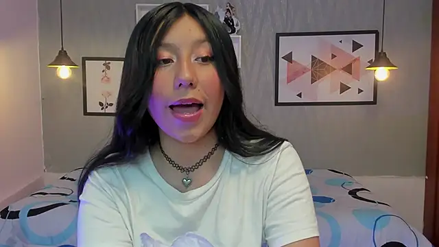 Nohemi louse online show from 02/24/25, 07:09