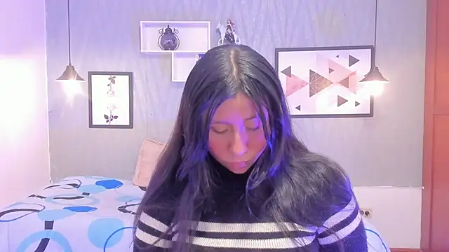 Nohemi louse online show from 03/21/25, 07:24