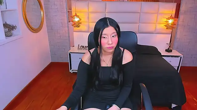 Nohemi louse online show from 03/13/26, 06:58