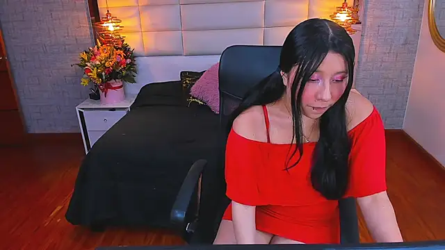 Nohemi louse online show from 03/19/26, 06:34