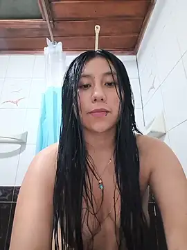 Nohemi louse online show from 06/21/26, 05:37
