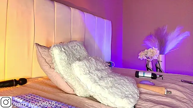 sara lopee1 online show from 03/15/25, 01:29