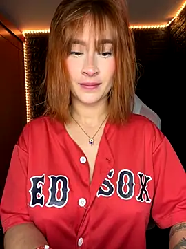 chloe rockss  online show from 09/24/25, 10:57