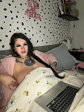 tempzzz12 online show from 05/12/26, 07:16