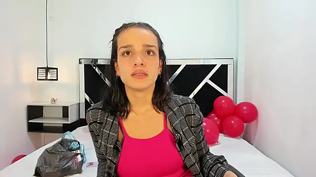 Annyrosee online show from 02/20/25, 07:41