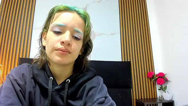 Annyrosee online show from 09/27/25, 02:11