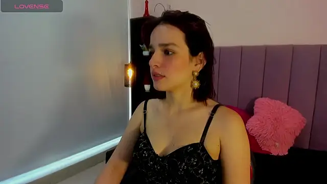 Annyrosee online show from 01/16/26, 07:51