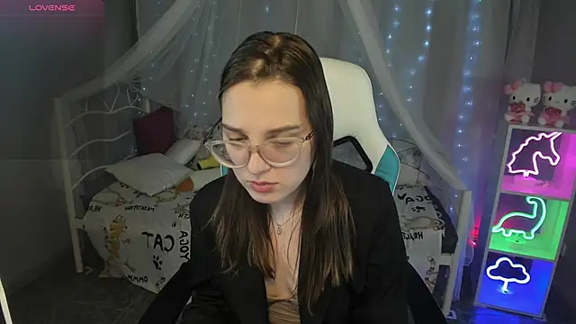 kaisajenner online show from 03/21/25, 12:18