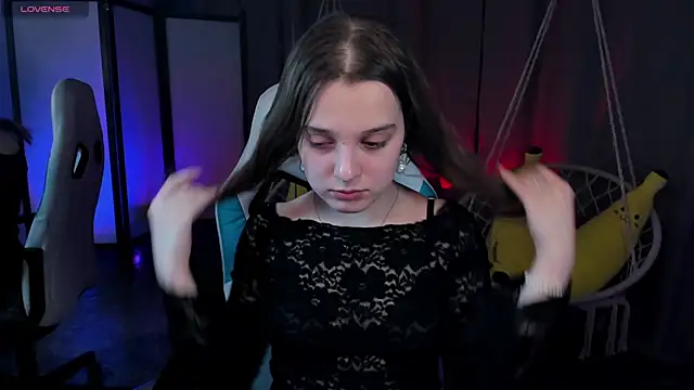 kaisajenner online show from 12/18/25, 06:58