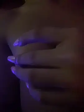 allicemackenzie online show from 10/17/25, 08:39