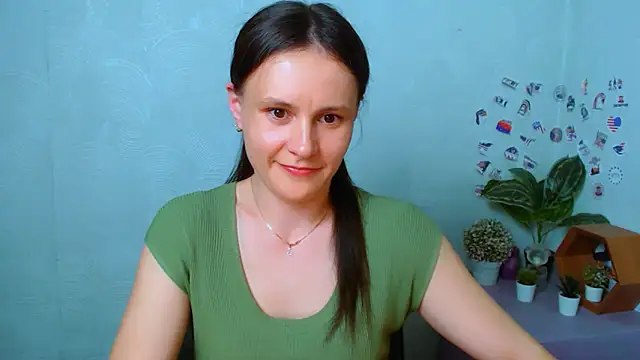 ValeriaHeart  online show from 03/19/26, 05:28