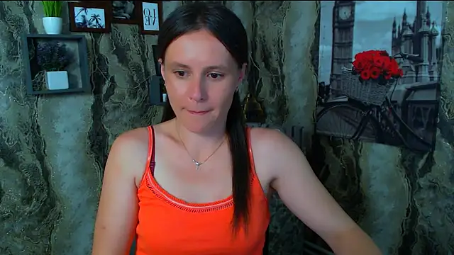 Snapshot of ValeriaHeart_ chatting on 05/26/26, 02:24 ValeriaHeart online show from 05/26/26, 02:24
