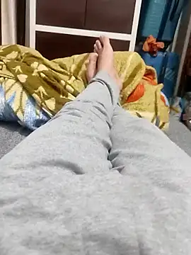 Snapshot of Hot_funky_boy chatting on 02/18/25, 01:00 Hot funky boy online show from 02/18/25, 01:00