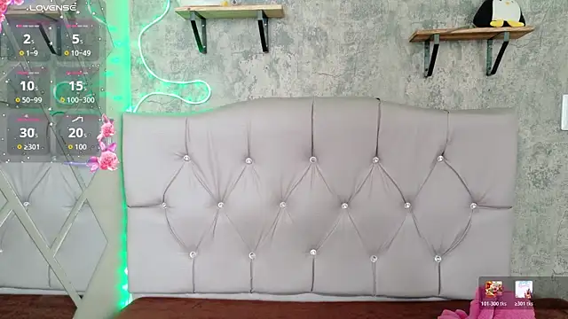 Rachel new20 online show from 04/13/26, 08:47