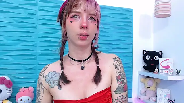 Snapshot of AriYokai chatting on 02/14/25, 02:02 AriYokai online show from 02/14/25, 02:02