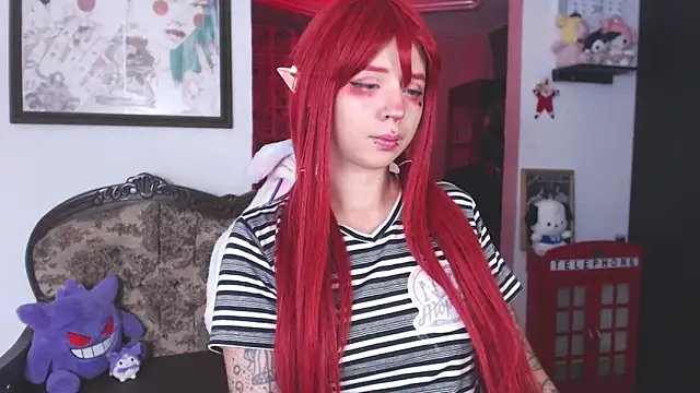 Snapshot of AriYokai chatting on 12/22/25, 12:40 AriYokai online show from 12/22/25, 12:40