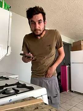 Codybugs0206 online show from 11/06/25, 04:52