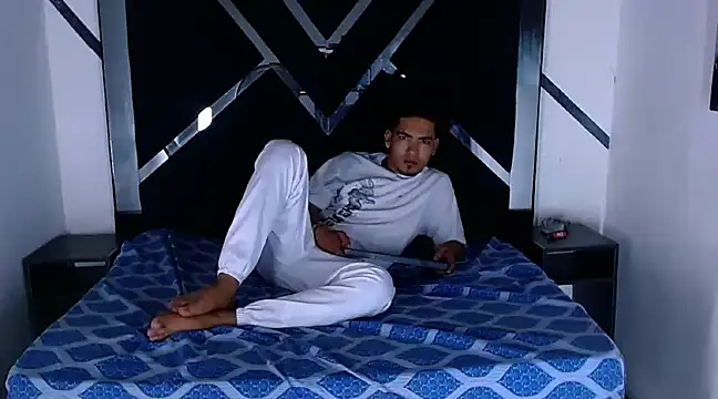 LihanJor 23 online show from 02/02/25, 09:08