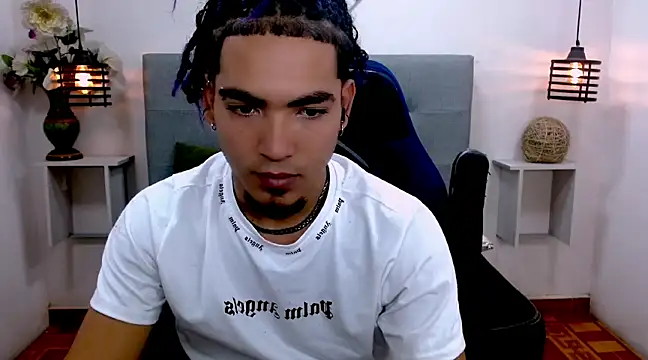 LihanJor 23 online show from 03/18/25, 09:42