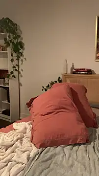 rileylovesyou online show from 02/09/25, 07:27