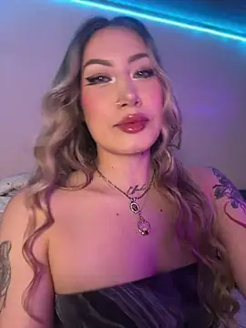 Snapshot of Lally_Valencia__ chatting on 11/04/25, 08:46 Lally Valencia online show from 11/04/25, 08:46