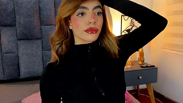 Snapshot of Violetta_Ficher chatting on 07/01/26, 07:13 Violetta Ficher online show from 07/01/26, 07:13