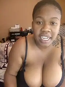 Snapshot of holidtic_justice chatting on 09/20/25, 10:27 holidtic justice online show from 09/20/25, 10:27