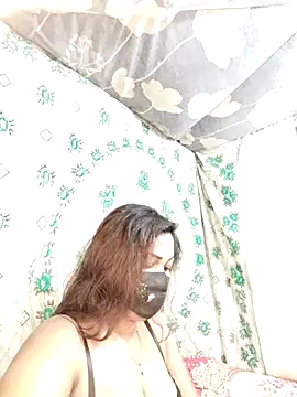 monekhan123 online show from 03/10/25, 05:39