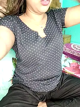 monekhan123 online show from 12/02/25, 05:24