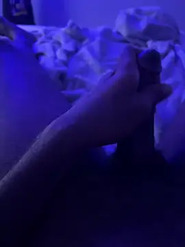 Snapshot of bigbola304 chatting on 11/16/25, 03:50 bigbola304 online show from 11/16/25, 03:50