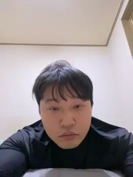 offwhite777 online show from 02/04/25, 02:43