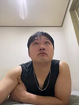 offwhite777 online show from 02/17/25, 06:31