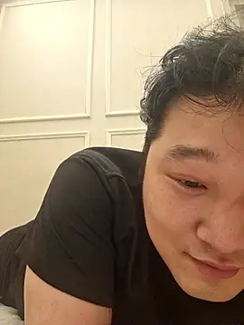 offwhite777 online show from 06/21/26, 11:13