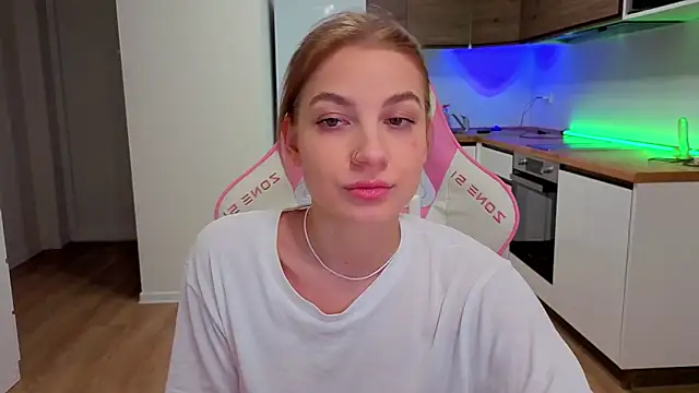 Enjoy everymoment  online show from 04/10/26, 08:13