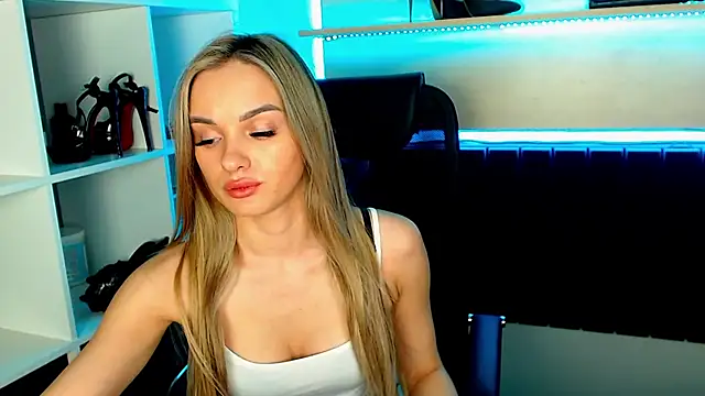 EvaBalmer online show from 03/04/25, 09:43