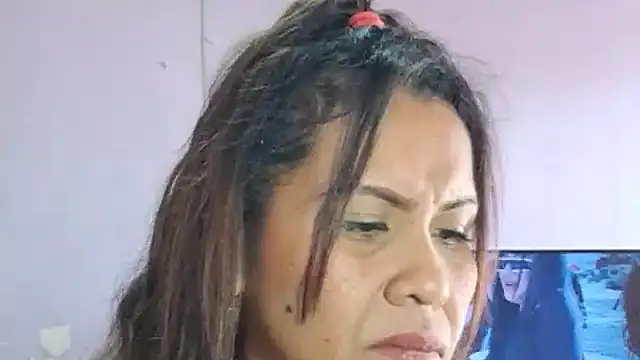 Snapshot of kyliebigboobs chatting on 10/02/25, 02:02 kyliebigboobs online show from 10/02/25, 02:02