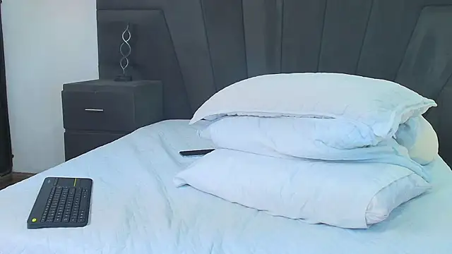 JhoanLeandro online show from 03/07/25, 07:41