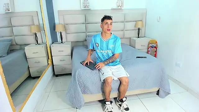 JhoanLeandro online show from 03/19/25, 04:36