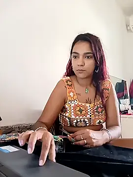 Pantaneirasexy online show from 04/18/26, 02:54