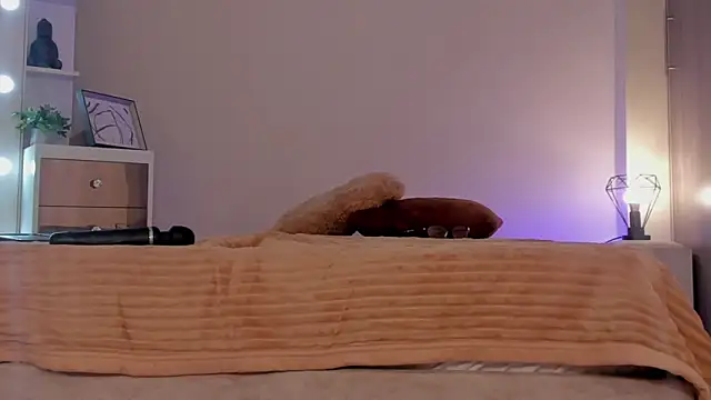 leahaltomm online show from 03/09/25, 09:36