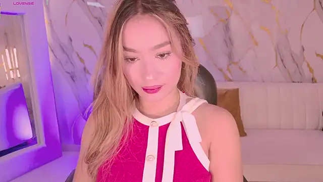 Snapshot of AmaiaHaywood chatting on 11/27/25, 05:09 AmaiaHaywood online show from 11/27/25, 05:09