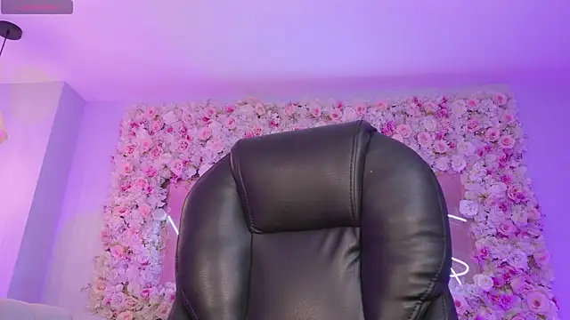 Snapshot of AmaiaHaywood chatting on 12/04/25, 05:39 AmaiaHaywood online show from 12/04/25, 05:39