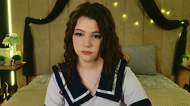 Pauline Heaven online show from 03/02/26, 05:52