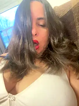 laarti online show from 12/02/25, 04:35