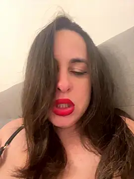 Snapshot of laarti chatting on 01/05/26, 09:29 laarti online show from 01/05/26, 09:29