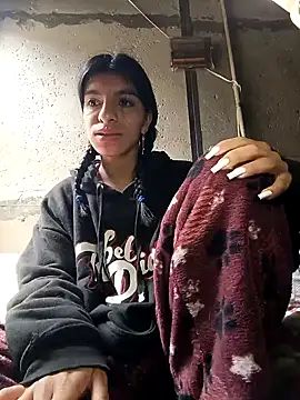 Snapshot of Ariell_Kieran chatting on 02/09/25, 04:18 Ariell Kieran online show from 02/09/25, 04:18