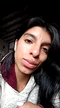 Snapshot of Ariell_Kieran chatting on 03/03/25, 09:05 Ariell Kieran online show from 03/03/25, 09:05